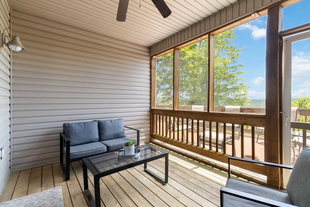 31 Sky View Lane, Burnside, KY 42519