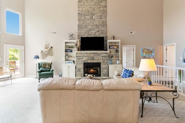 31 Sky View Lane, Burnside, KY 42519