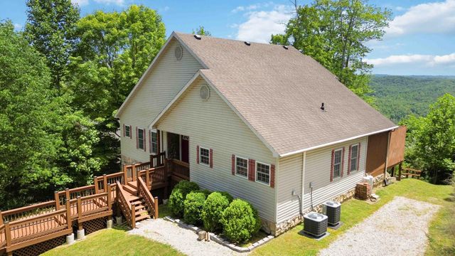 31 Sky View Lane, Burnside, KY 42519