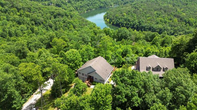 31 Sky View Lane, Burnside, KY 42519