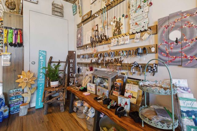 31 Sky View Lane, Burnside, KY 42519