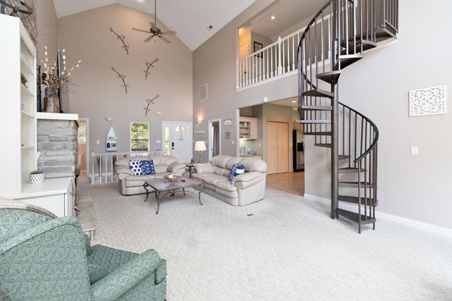 31 Sky View Lane, Burnside, KY 42519