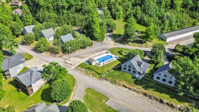 31 Sky View Lane, Burnside, KY 42519