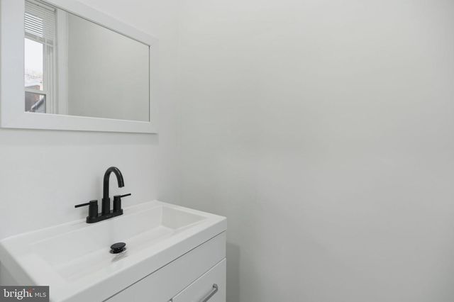 6313 N GARNET ST, Philadelphia, PA 19141