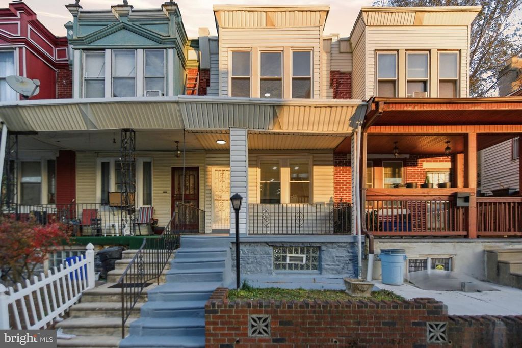 6313 N GARNET ST, Philadelphia, PA 19141