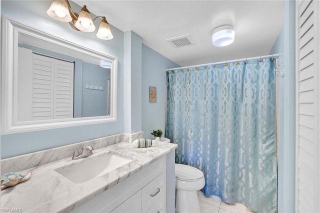 4251 27th CT SW 204, Naples, FL 34116