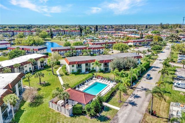 4251 27th CT SW 204, Naples, FL 34116