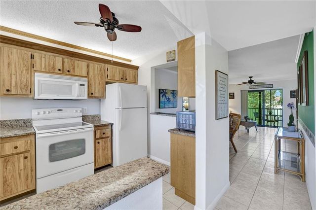 4251 27th CT SW 204, Naples, FL 34116