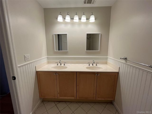 11 Wildwood Road 12, Katonah, NY 10536