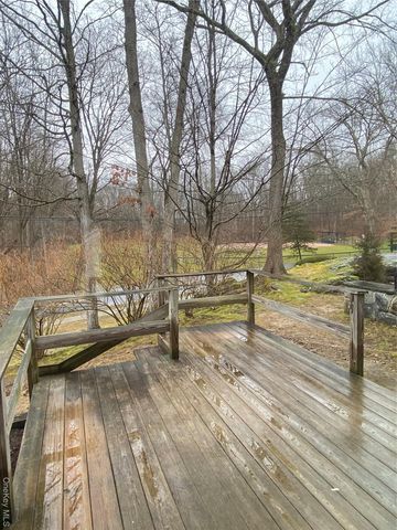11 Wildwood Road 12, Katonah, NY 10536