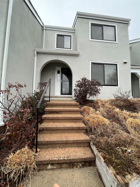 11 Wildwood Road 12, Katonah, NY 10536