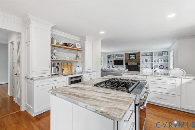 19 Hunting Ridge Rd, Manakin Sabot, VA 23103