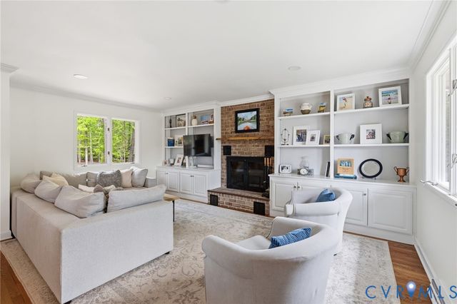 19 Hunting Ridge Rd, Manakin Sabot, VA 23103