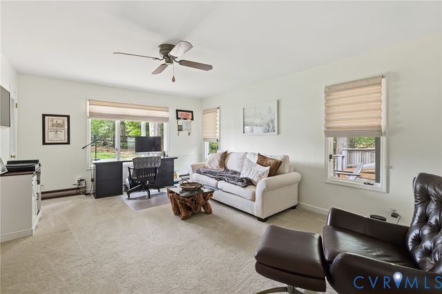 19 Hunting Ridge Rd, Manakin Sabot, VA 23103