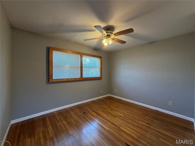 10339 Ross Circle, St Louis, MO 63137