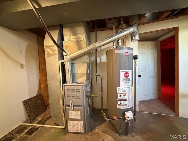 10339 Ross Circle, St Louis, MO 63137