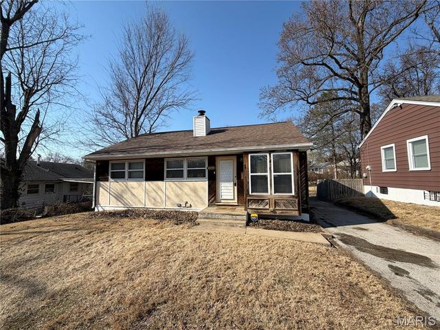 10339 Ross Circle, St Louis, MO 63137
