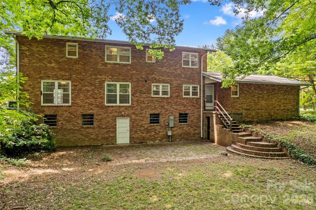 155 Duck Creek Road, Troutman, NC 28166