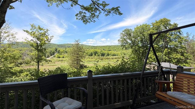 91 Mountain Rest Road, New Paltz, NY 12561