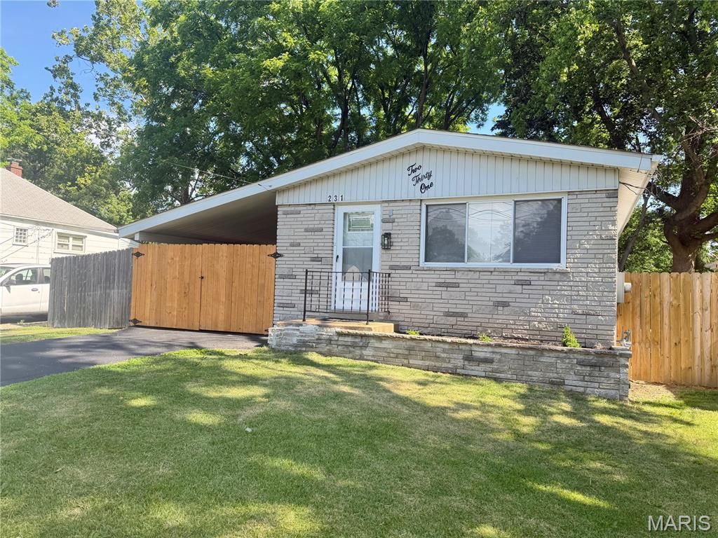 231 Sadonia Avenue, St Louis, MO 63135