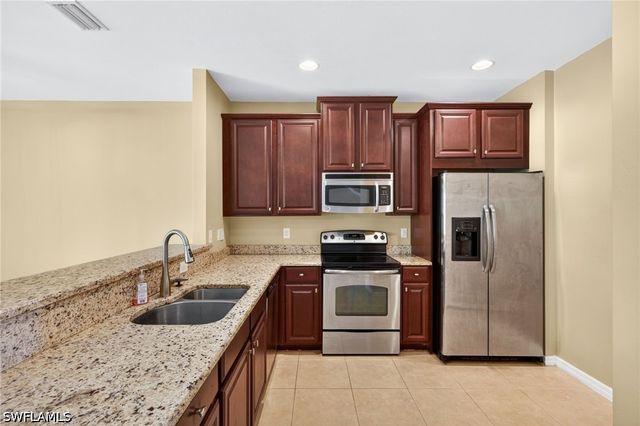 3806 Clearbrook LN, Fort Myers, FL 33966
