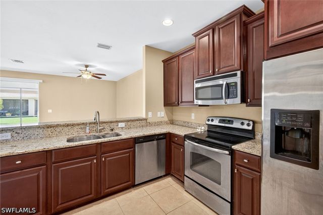 3806 Clearbrook LN, Fort Myers, FL 33966