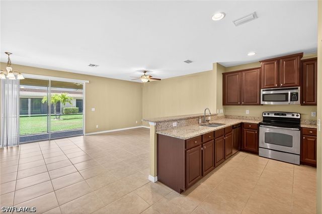 3806 Clearbrook LN, Fort Myers, FL 33966