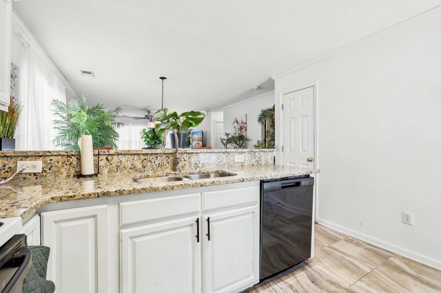 395 Thistle Ln., Myrtle Beach, SC 29579