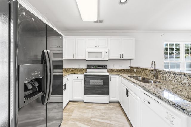 395 Thistle Ln., Myrtle Beach, SC 29579
