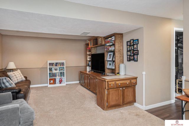 13529 Atwood Avenue, Omaha, NE 68144