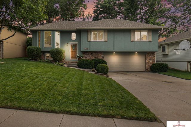 13529 Atwood Avenue, Omaha, NE 68144
