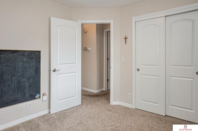 13529 Atwood Avenue, Omaha, NE 68144
