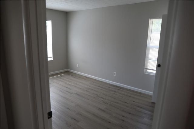 1321 Surrey Lane SW, Marietta, GA 30008