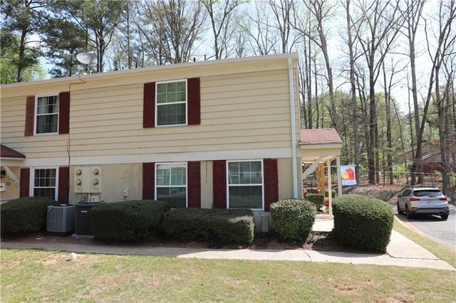 1321 Surrey Lane SW, Marietta, GA 30008