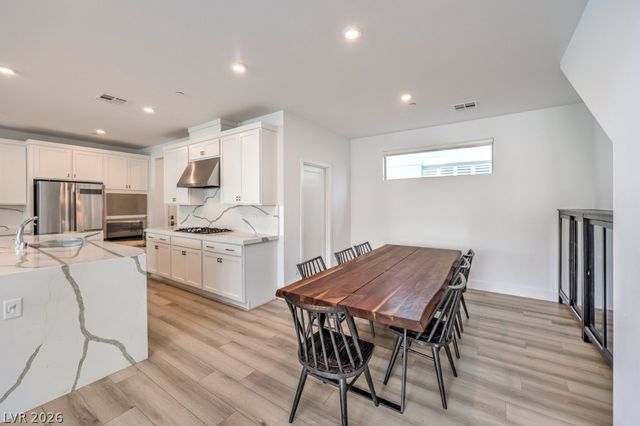 3200 Waterstone Avenue, Henderson, NV 89044