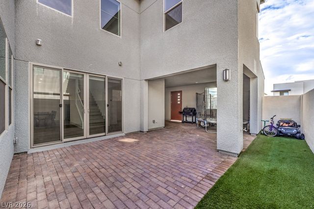 3200 Waterstone Avenue, Henderson, NV 89044