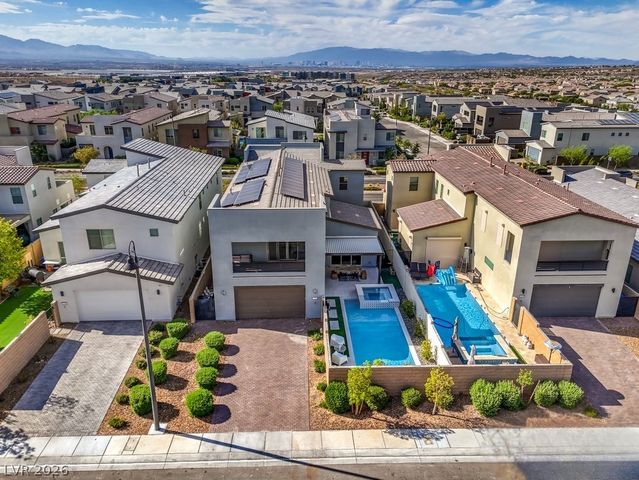 3200 Waterstone Avenue, Henderson, NV 89044