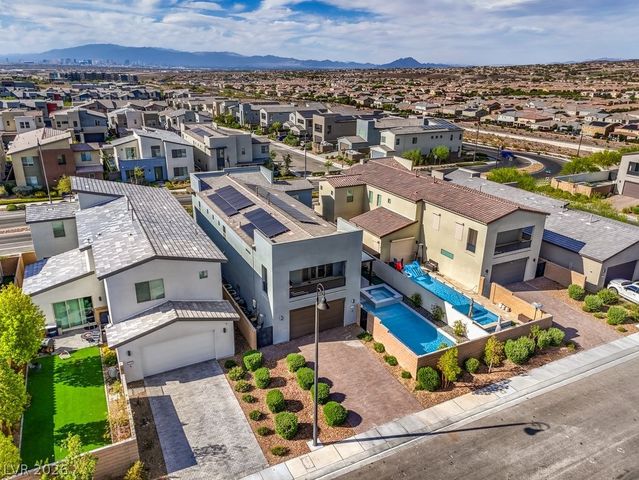 3200 Waterstone Avenue, Henderson, NV 89044