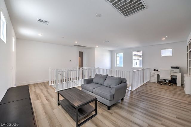 3200 Waterstone Avenue, Henderson, NV 89044