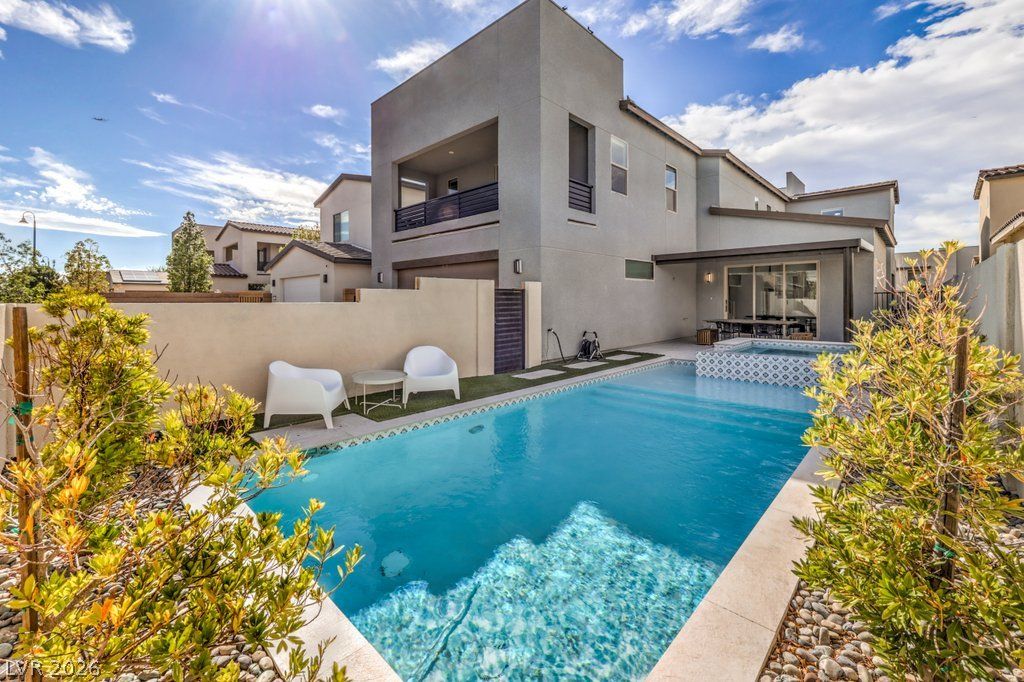 3200 Waterstone Avenue, Henderson, NV 89044