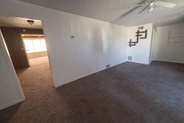 1705 W 16th Street, Plainview, TX 79072