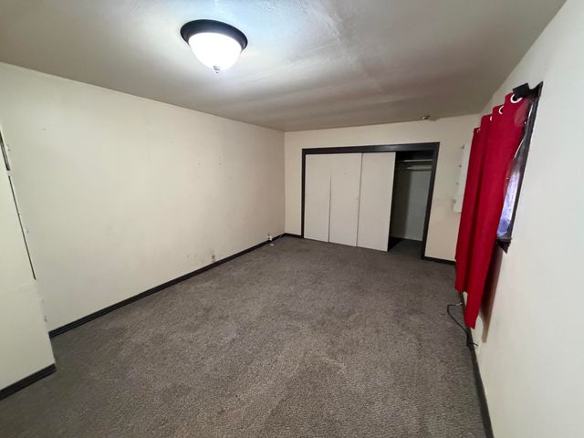 1705 W 16th Street, Plainview, TX 79072