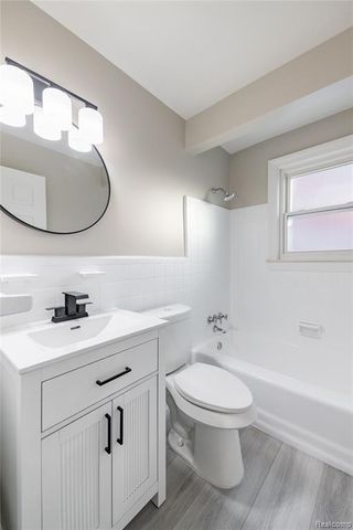 9255 Hubert Avenue, Allen Park, MI 48101