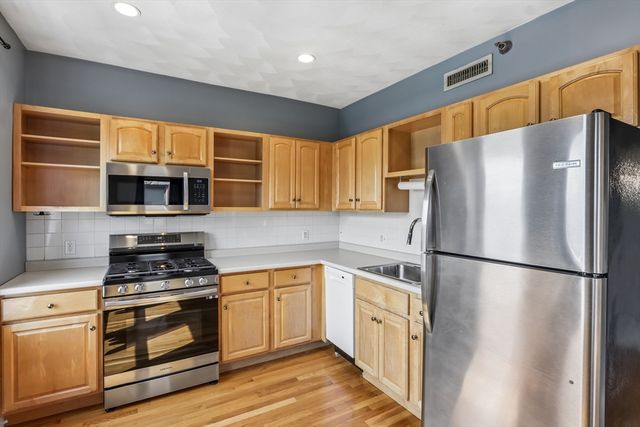 550 Main 5, Malden, MA 02148