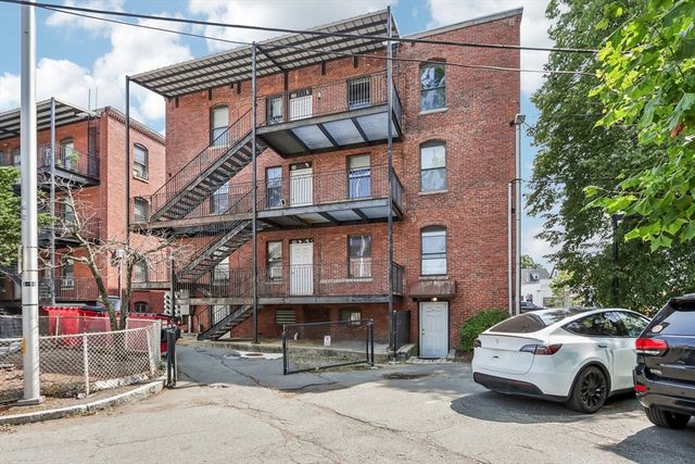 550 Main 5, Malden, MA 02148