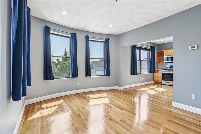 550 Main 5, Malden, MA 02148