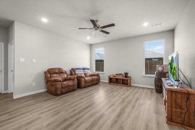 3116 Dixondale Drive, Fort Worth, TX 76108