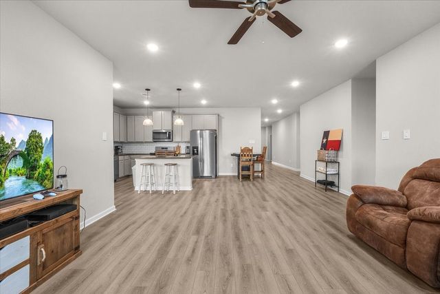 3116 Dixondale Drive, Fort Worth, TX 76108