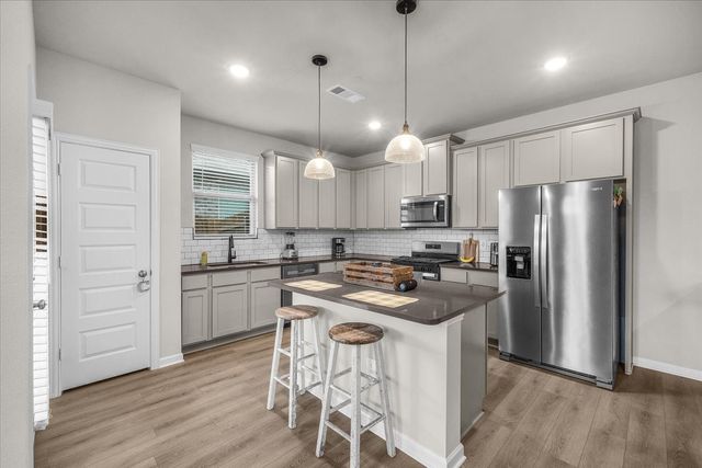 3116 Dixondale Drive, Fort Worth, TX 76108