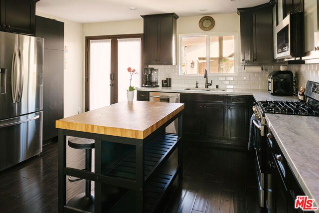 338 N Lima Street, Burbank, CA 91505